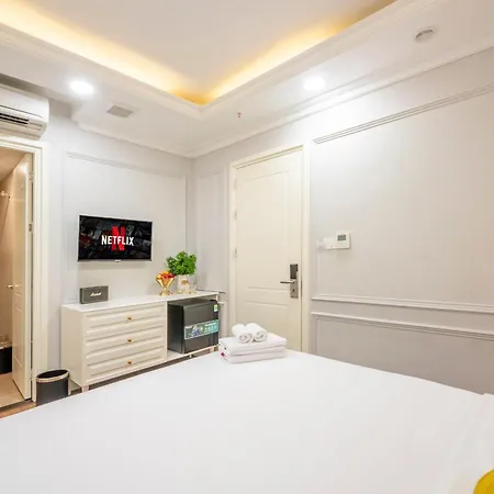 Level Hotel Sai Gon - By Bay Luxury Ho Chi Minh City Exterior photo