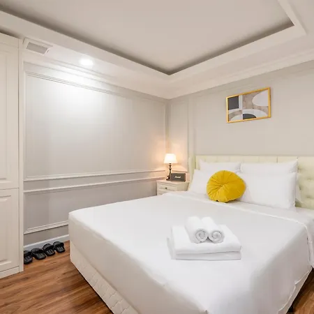 Level Hotel Sai Gon - By Bay Luxury Ho Chi Minh City Exterior photo